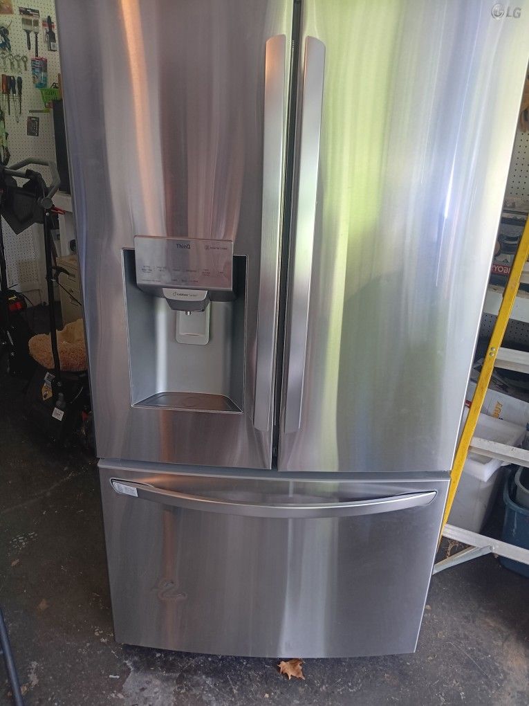 Refrigerator