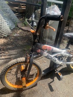 Ozone 500 Boys’ X Scream 18’ Bike