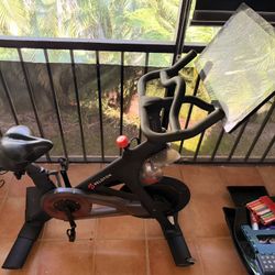 Peloton - Cross Training Bike