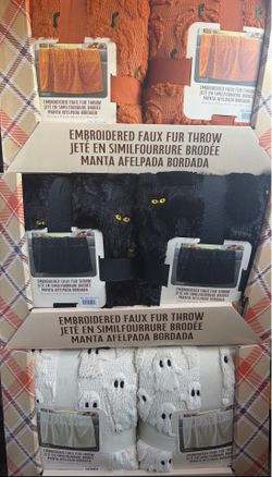 Viral Halloween blankets