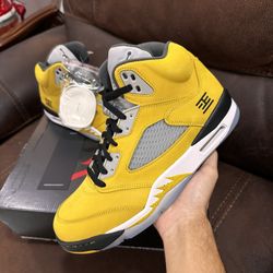 Air Jordan 5 Retro T23 Tokyo 2025 Size 10.5 (BRANDNEW + OGALL)