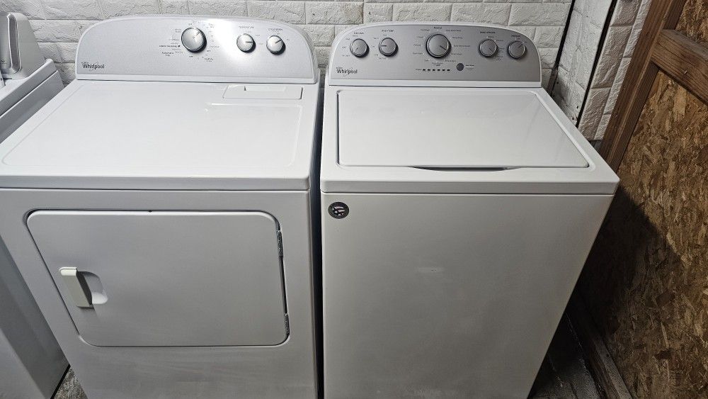 Great Working Super Capacity Whirlpool Washer And Dryer Set 