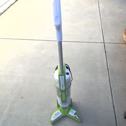 BISSELL STICK VACUUM FOR HARDWOOD FLOORS
