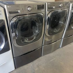 Lg Washer And Gas Dryer Set 