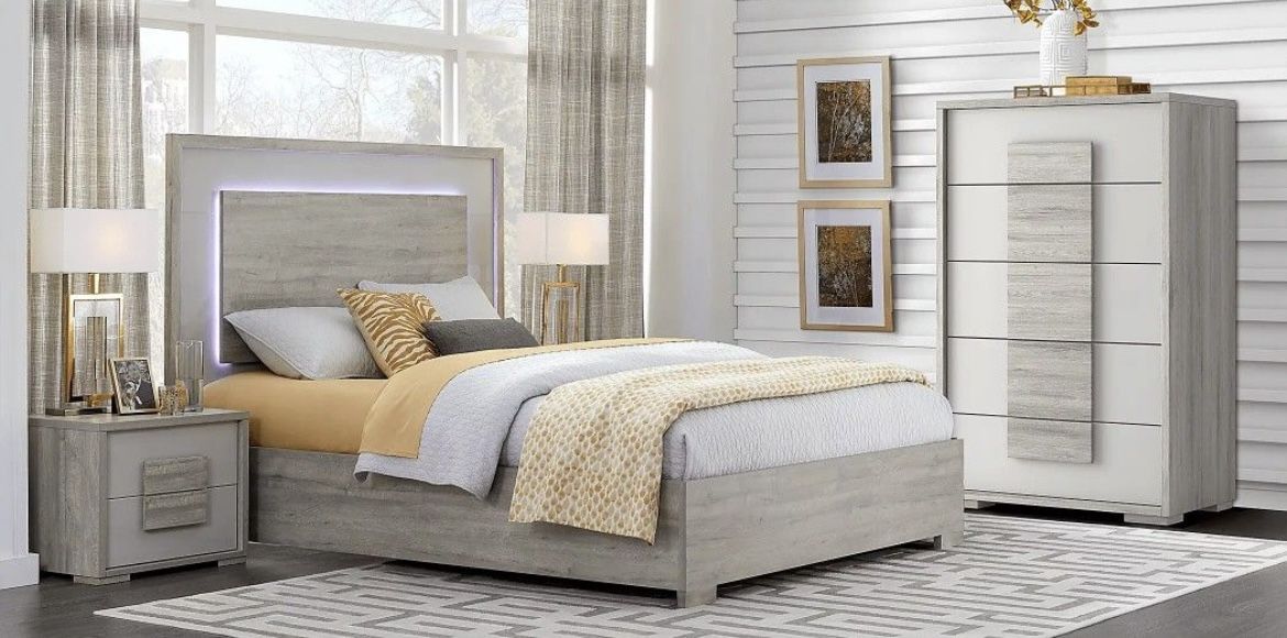 Queen Bedroom Set 4 Pieces