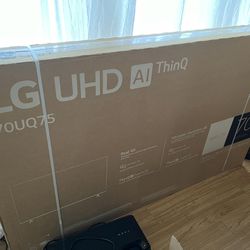LG - 70” Class UQ75 Series LED 4K UHD Smart webOS TV 