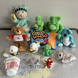 Mixed Plush Lot Advertising some Vintage Geico Etc $10 for All 