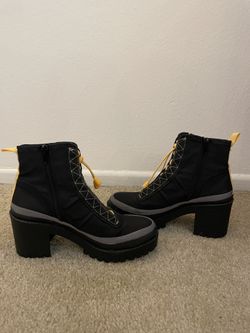 Steve Madden Boots