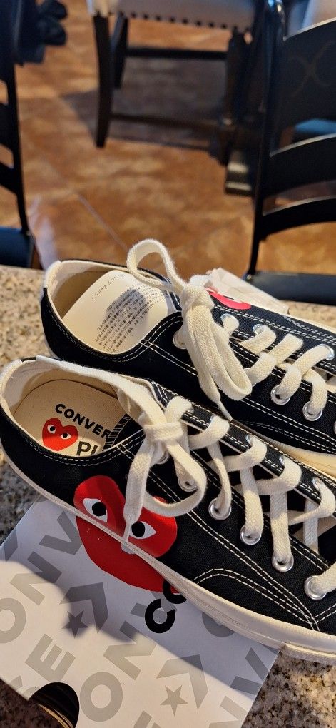 Chuck Taylor Play Converse New" Size 6