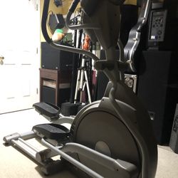 Health & Fitness  Exercise Elliptical 