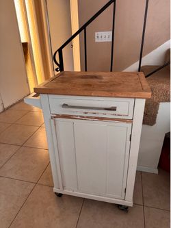 Coffee stand