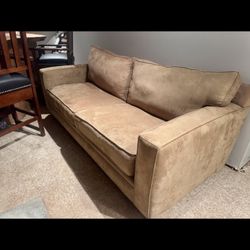 Nice Sofa. Great Condition $200