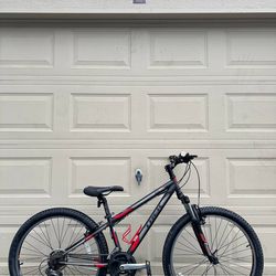 Trek 820 Mountain Bike – 26” wheels - 13” small frame Bicycle