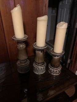 Set of 3 brown ceramic candle holders & candles:12”,10”,8”
