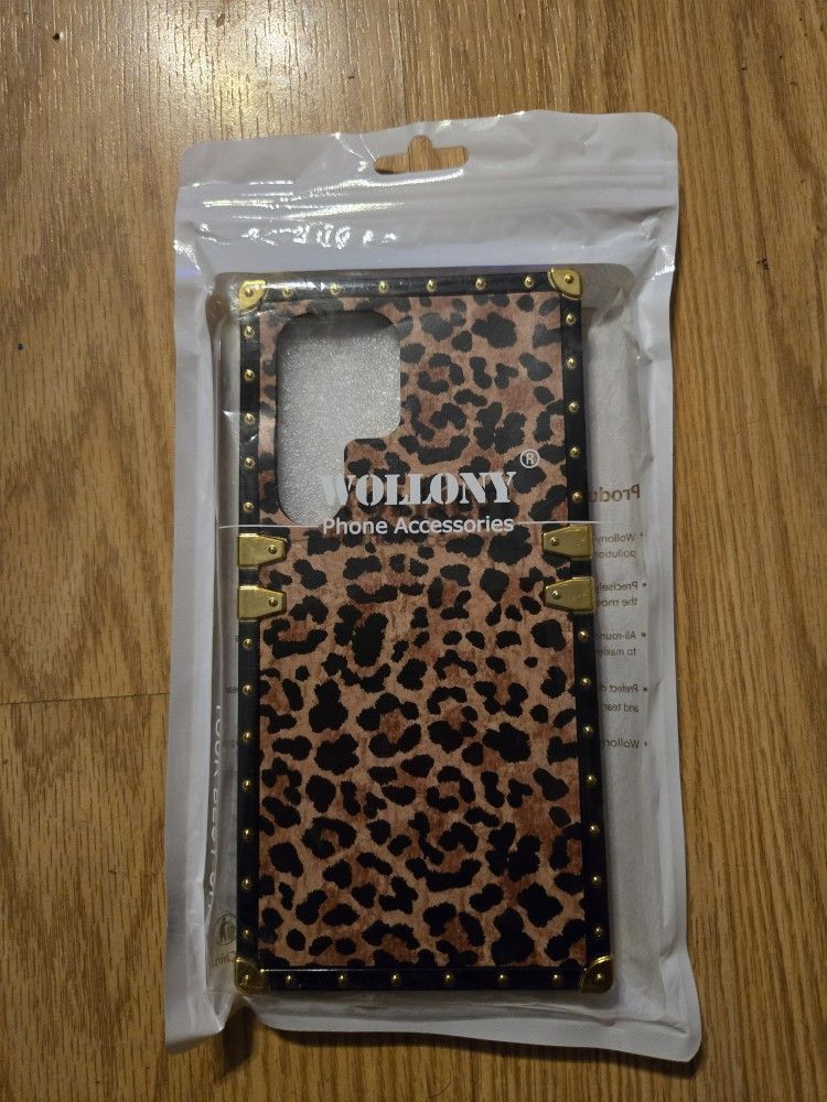 Samsung S24 Ultra...Leopard Print Phone Case..Brand New!..Super Cute!