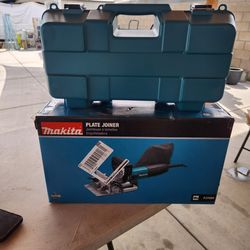 Makita 6 Amp Corded Plate Joiner with Dust Bag and Tool Case