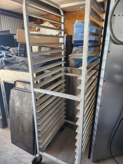 Tray racks