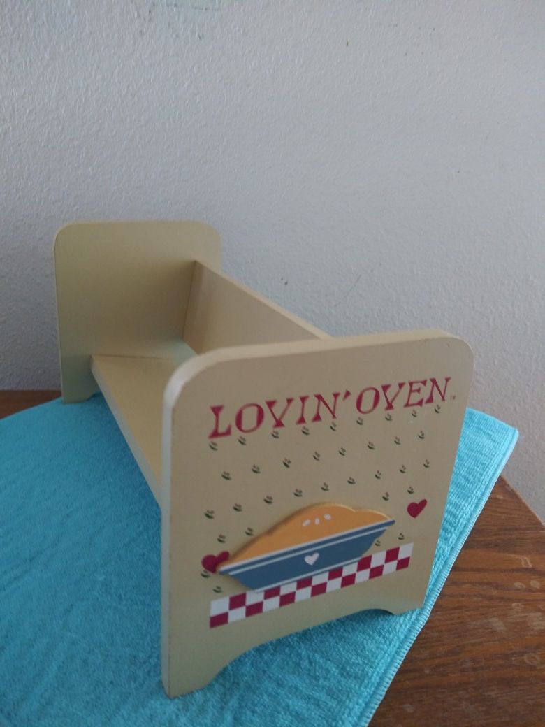 KITCHEN RECIPE BOOK HOLDER/SHELVE