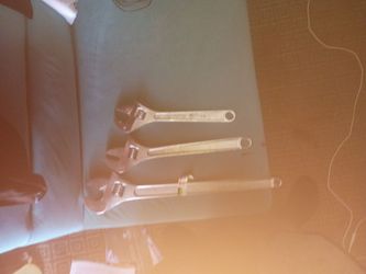 Pittsburgh crescent wrenches