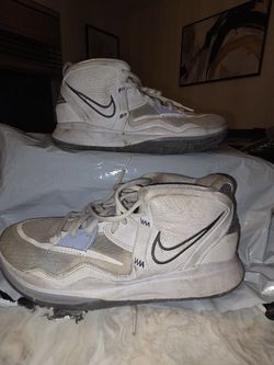 White Nike Boy Youth