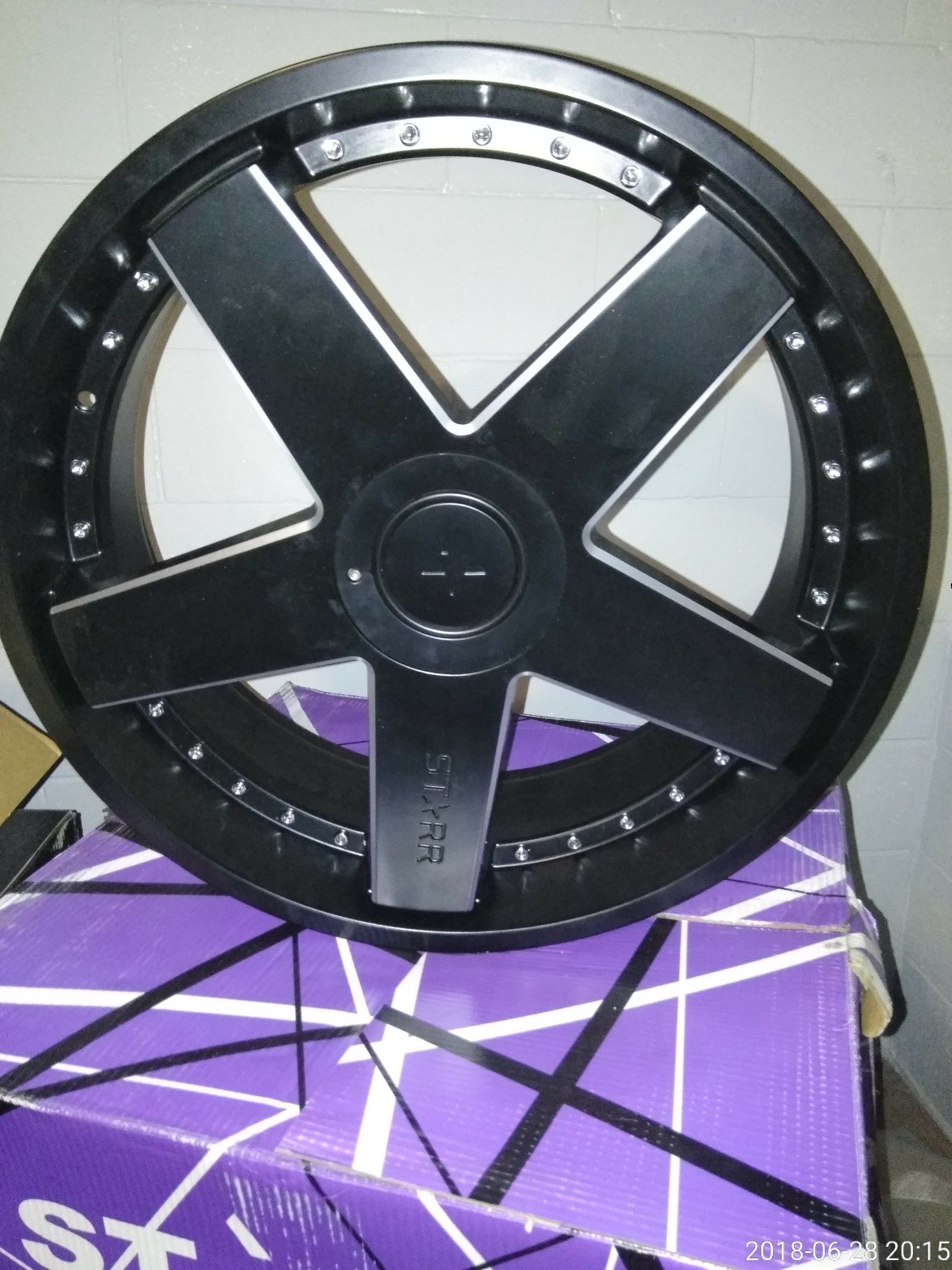 24 inch Starr rims, brand new