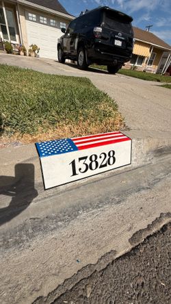 Curb painting