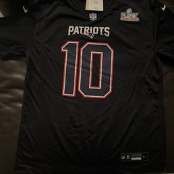 🔥 Nike Patriots Drake Maye Youth XL Jersey – Super Bowl Patch – New w/ Tags