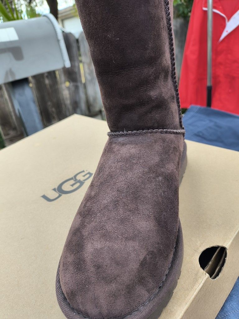 Ugg