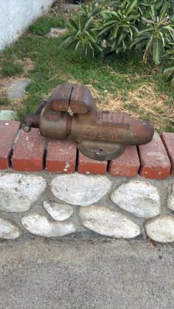 Wilton vise