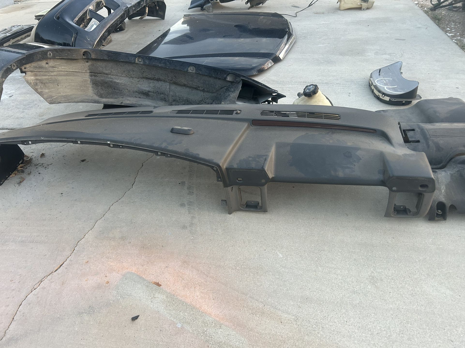 Cadillac Escalade Dash Parts