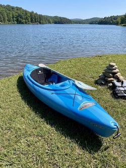 10 ft adult blue recreational kayak comes with paddle