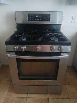 LG Stove