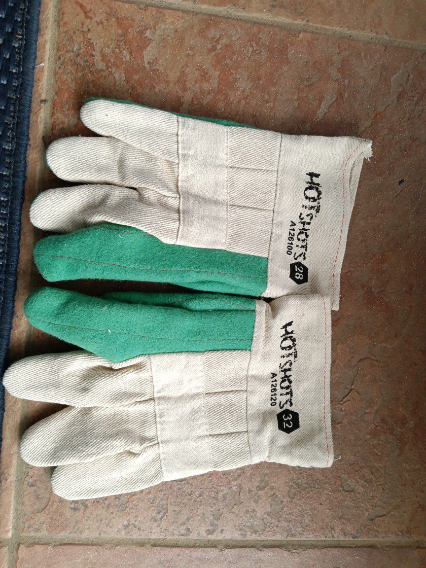 Hot Shot Gloves Five Pair For 10 Dollars Shipping Extra Pick Up Local