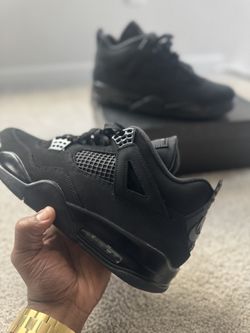 Retro Jordan 4 Black Cat