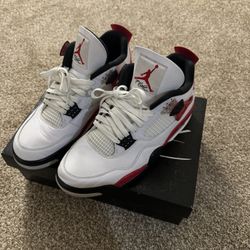 Jordan 11 Crimson Red Size 11 Men’s