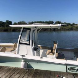 2018 Sea Hunt 255 Ultra SE