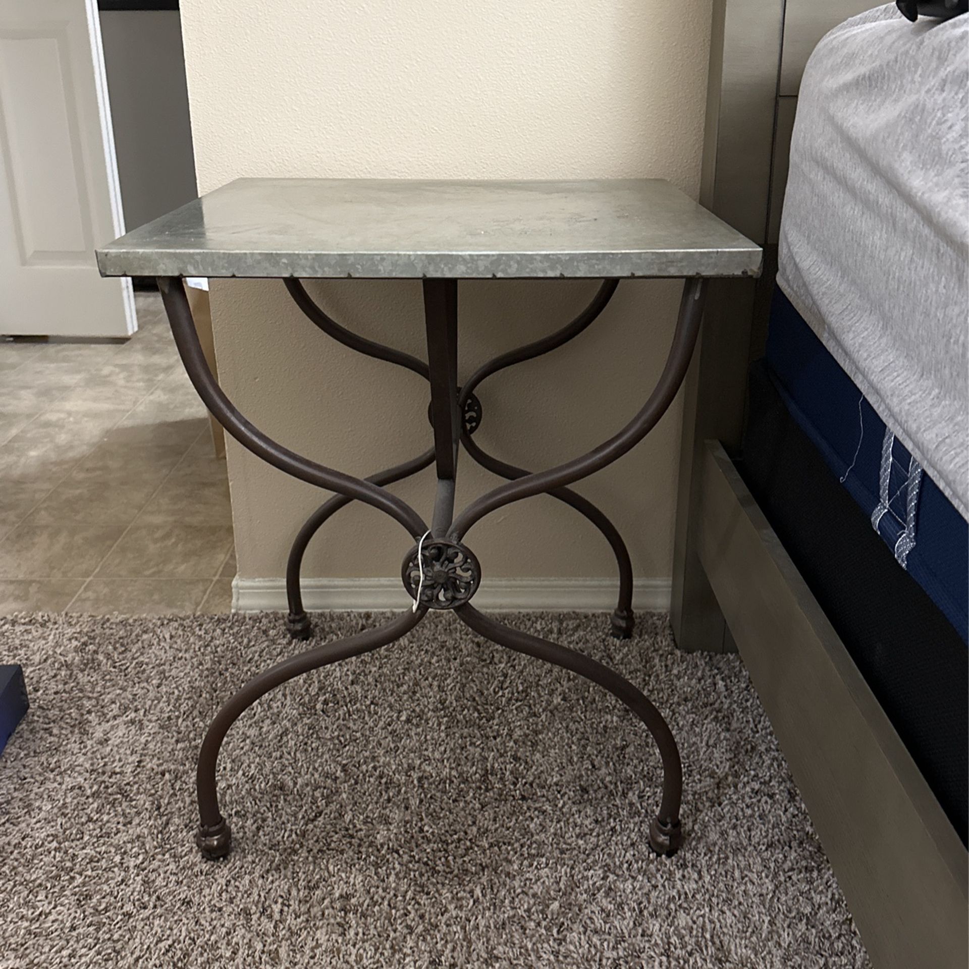 Farmhouse End Table