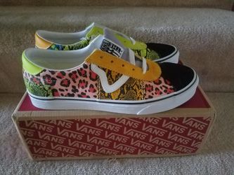 Size 9.5 Men/ Size 11 Women Vans Patchwork Sport Sneaker