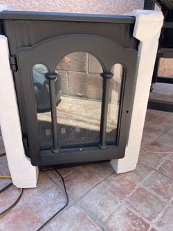 Electric fireplace space heater- moving sale