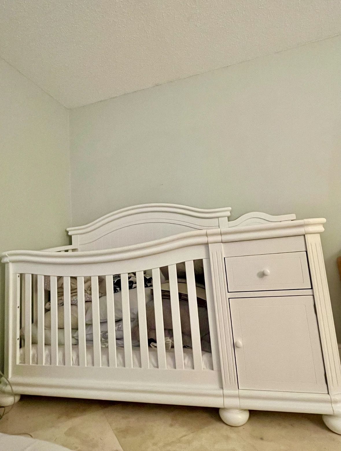 Baby Crib and Toddler Bed 