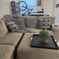 Ballinasloe 3-piece Sectional With Ottoman
