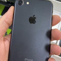 ⌚️🔥iPhone 7 32gb Factory Unlocked With Warranty 