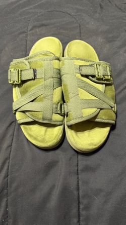 Size 12 Men’s Viral Draco Slides