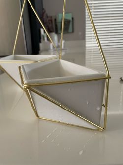 White Planters