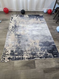 Carpet 5x7 ft