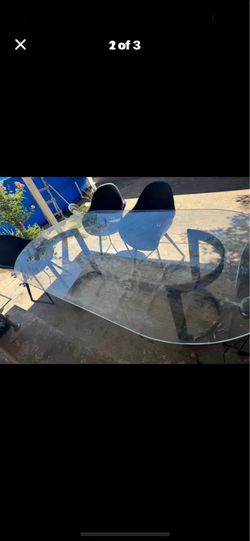 Dinning table only !!!