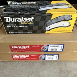 2020 Ford Explorer Front Brake Pads and Rotors