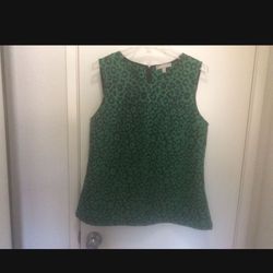Elegant Top Green and Black from Banana Republic never been worn,size 14