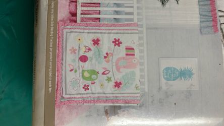 Crib set 3 piece quilt skirt & sheet tropical tweets