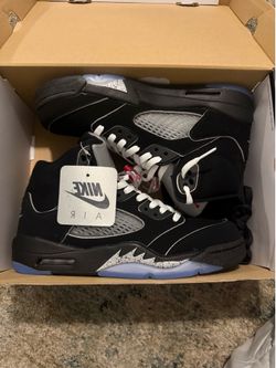 Jordan 5’s black metallic